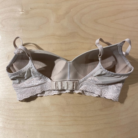 Natori Wireless Lace Trimmed Cream Bralette 32 C (NA) - Picture 4 of 6